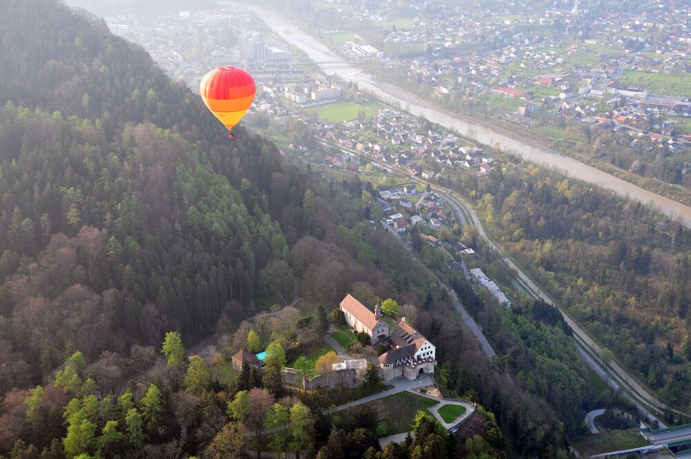 Ballonfahrt mit Pircher von Lauterach über Bregenz, Eichenberg, Möggers bis nach Lindenberg in DeutschlandMit dabei Hr. Salzmann aus dornbirn